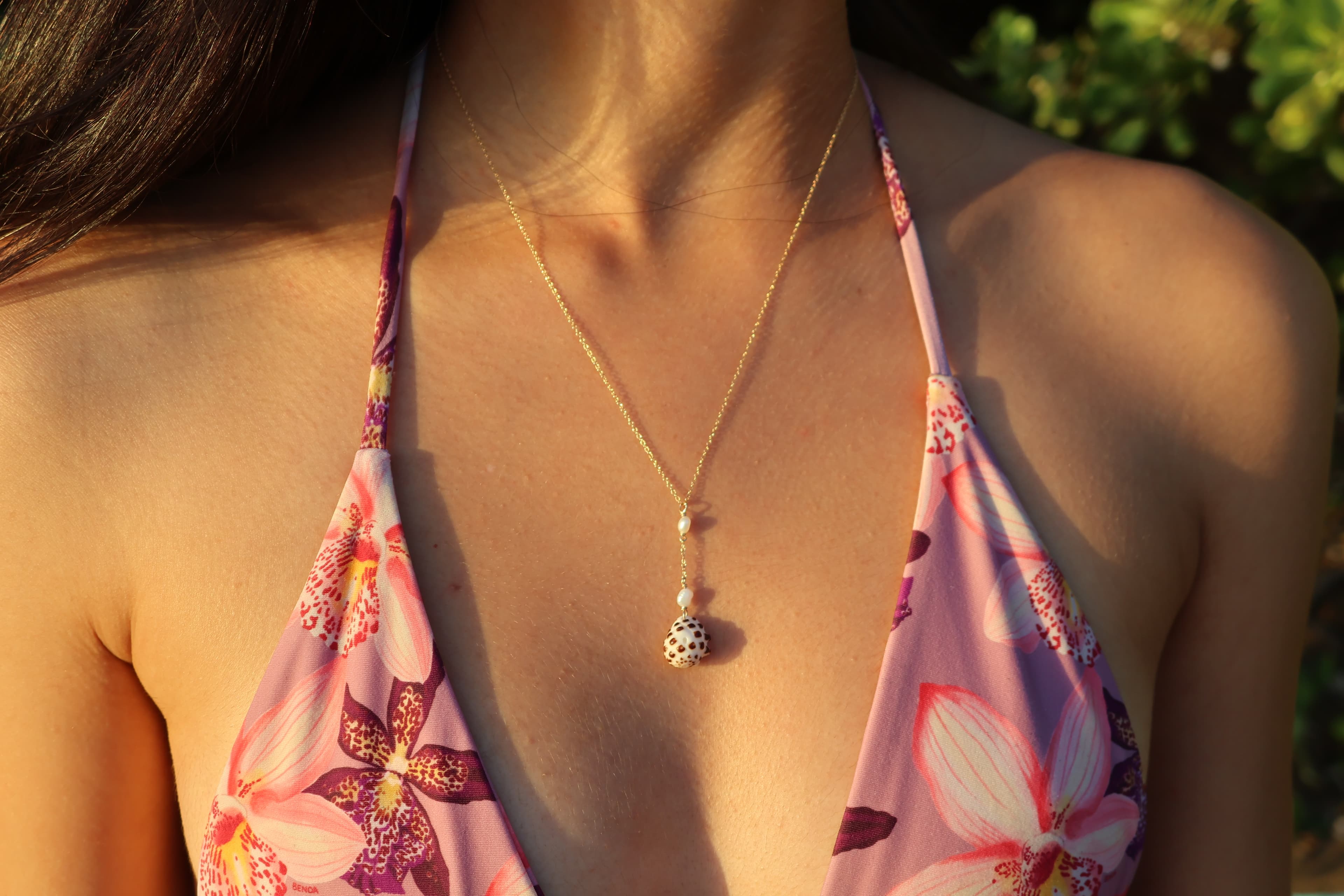 Drupe Shell and Pearl Drop